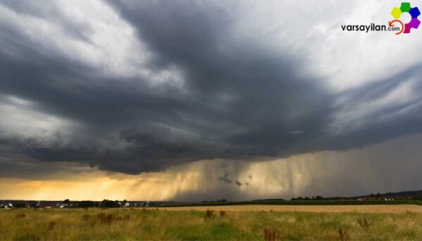 Patlayan Yağmur Bulutları